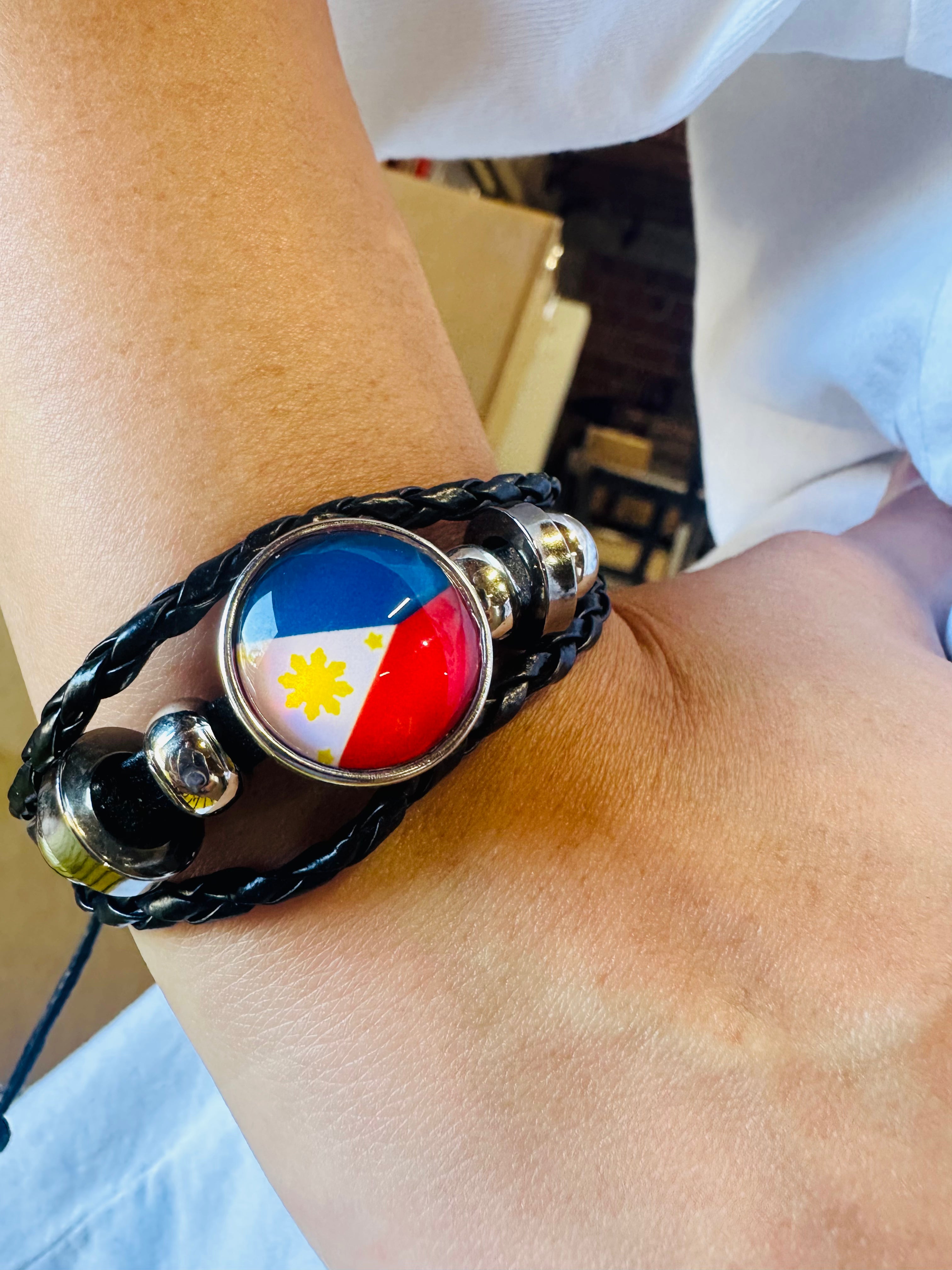 Hot! Unisex Philippine Flag Snap - Button Elastic Black Leather Men's Bracelet