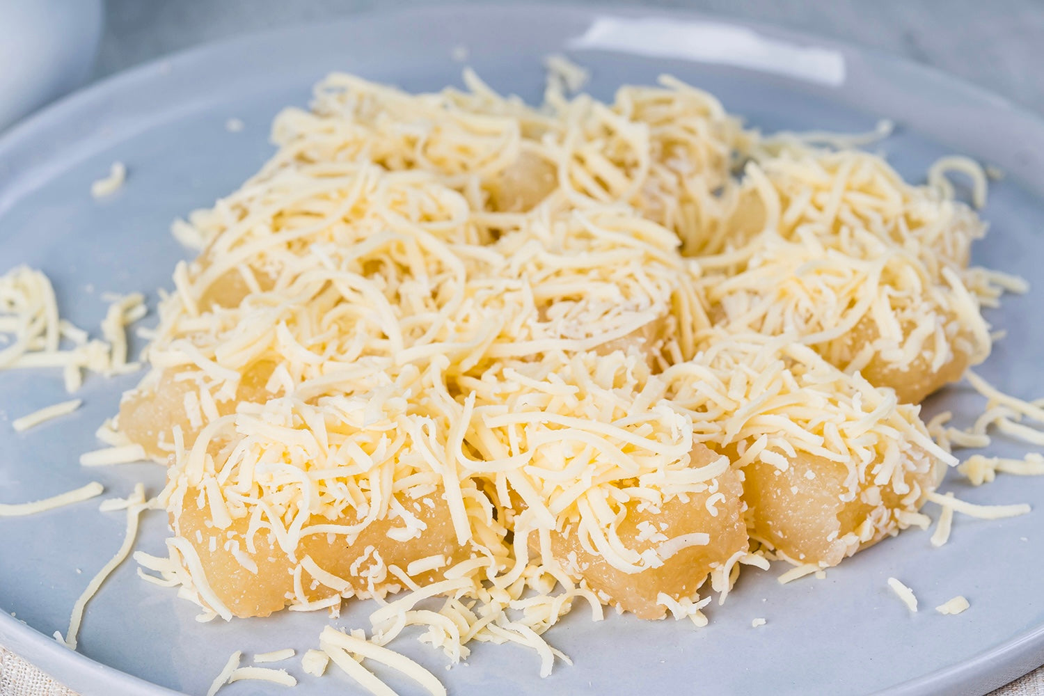 Nathaniel's Frozen Cassava Pichi Pichi - 564 G Delightful Dessert