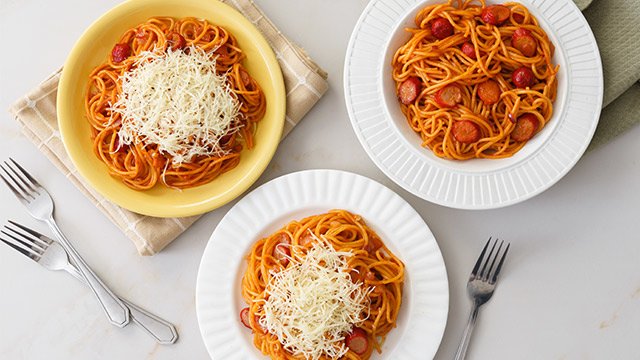 UFC Filipino-Style 1 KG Tomato Sauce - Ideal for Family Meals