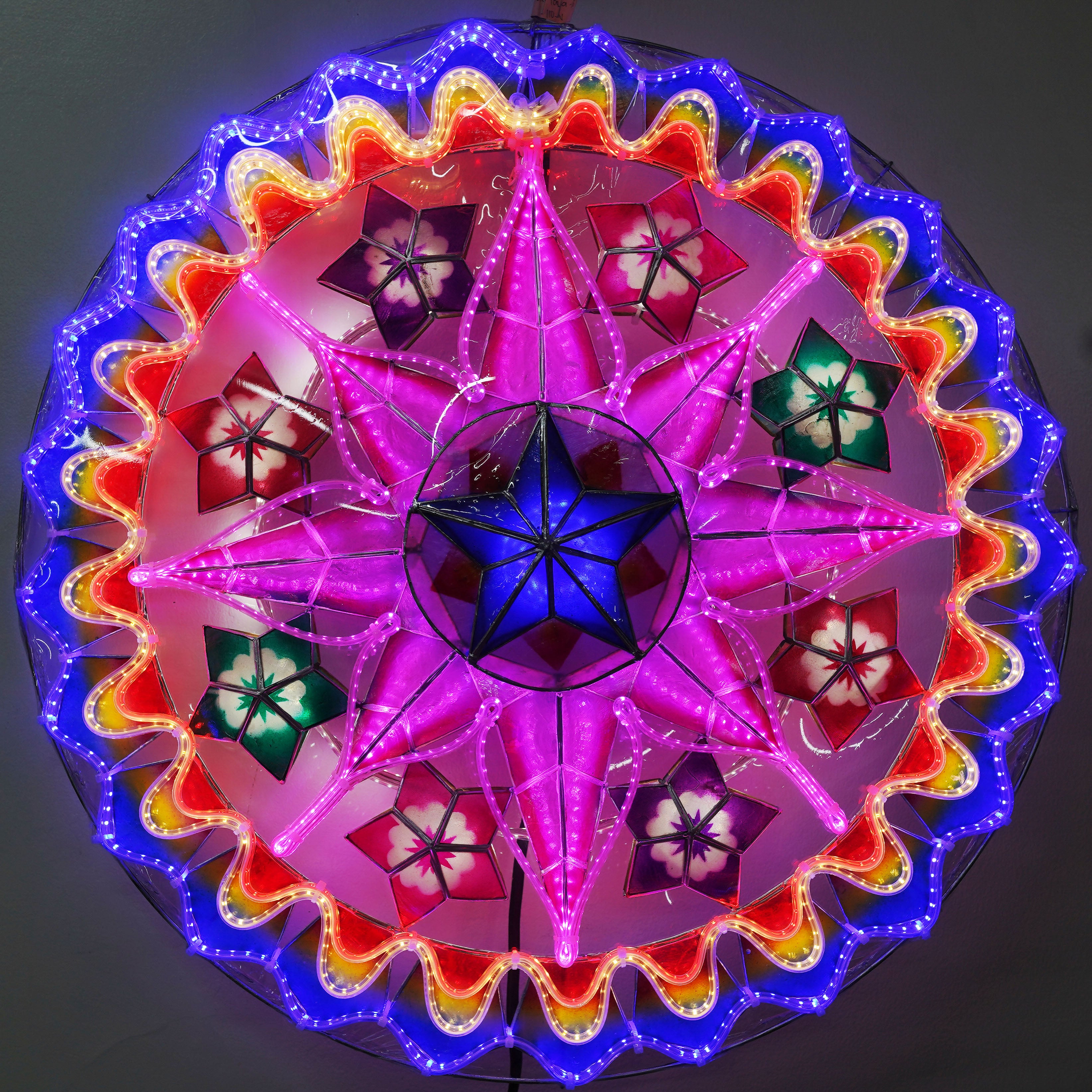 Hot Sale! Philippines Handmade Capiz Shell Christmas Parol Lantern Star in Blue, Red, Purple, White - 24 Inches, 2 KG, 110 V
