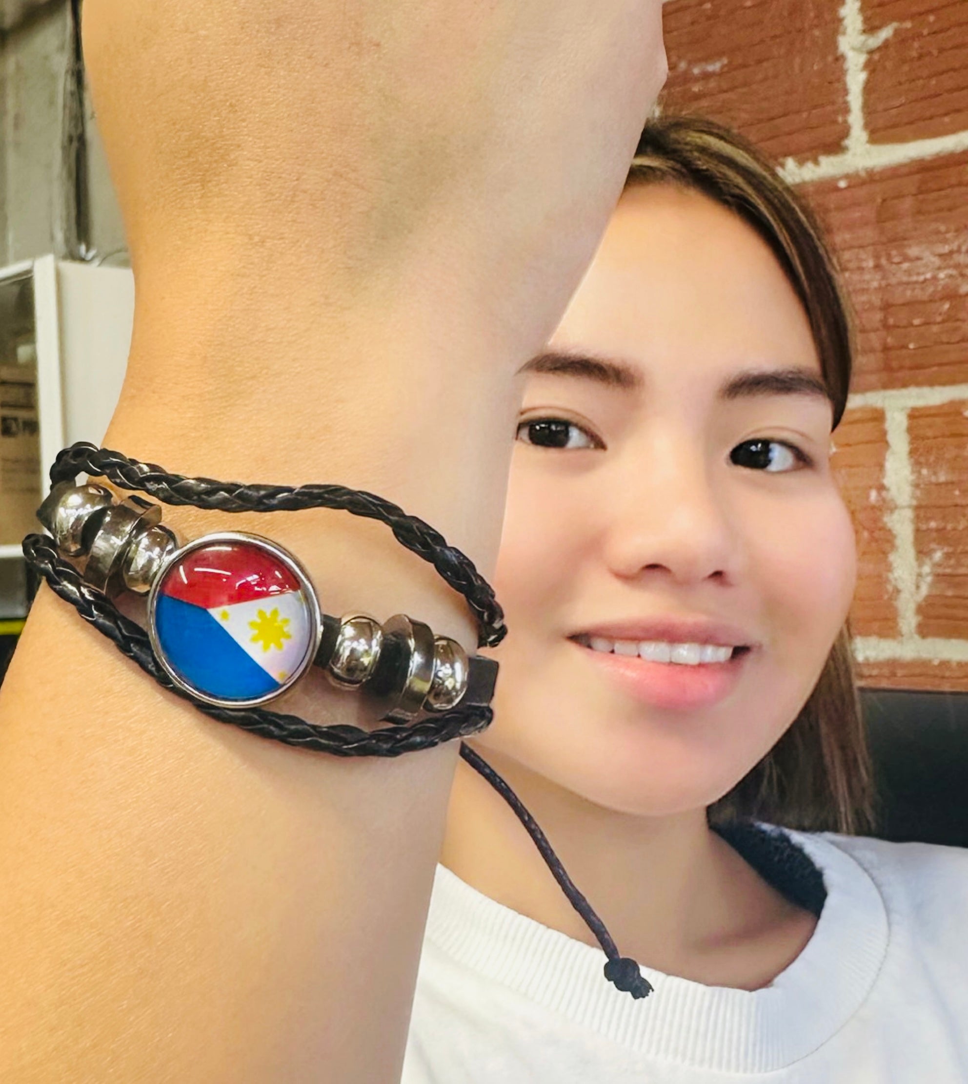 Hot! Unisex Philippine Flag Snap - Button Elastic Black Leather Men's Bracelet