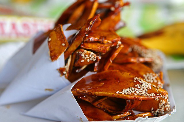 Lucia's 200g Banana Brittle - Pinasugbo: An Authentic Philippine Delight for Your Taste Buds